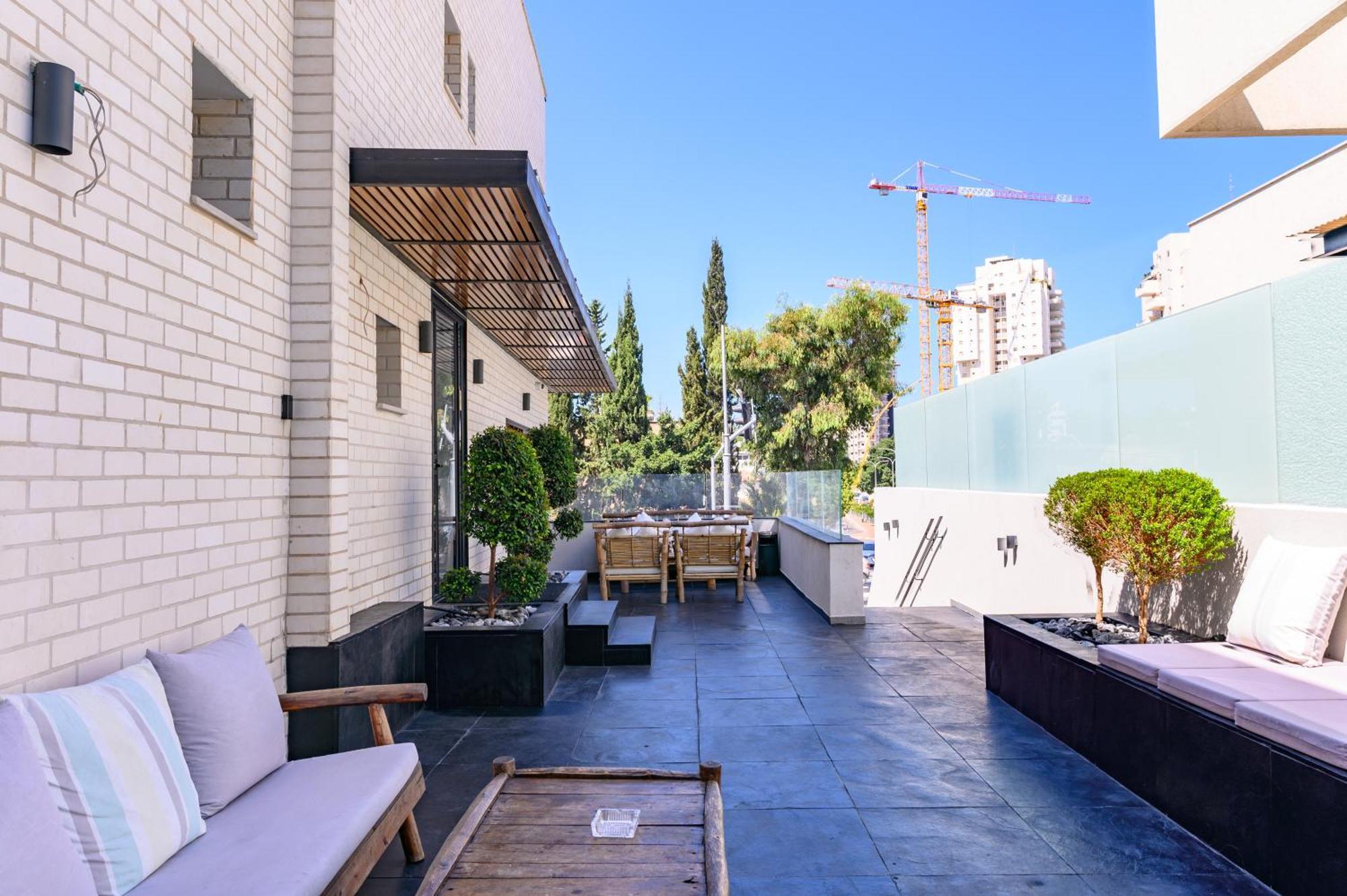 Rokah Luxury Villa At Ramat Hahayal Tel Aviv Exterior foto