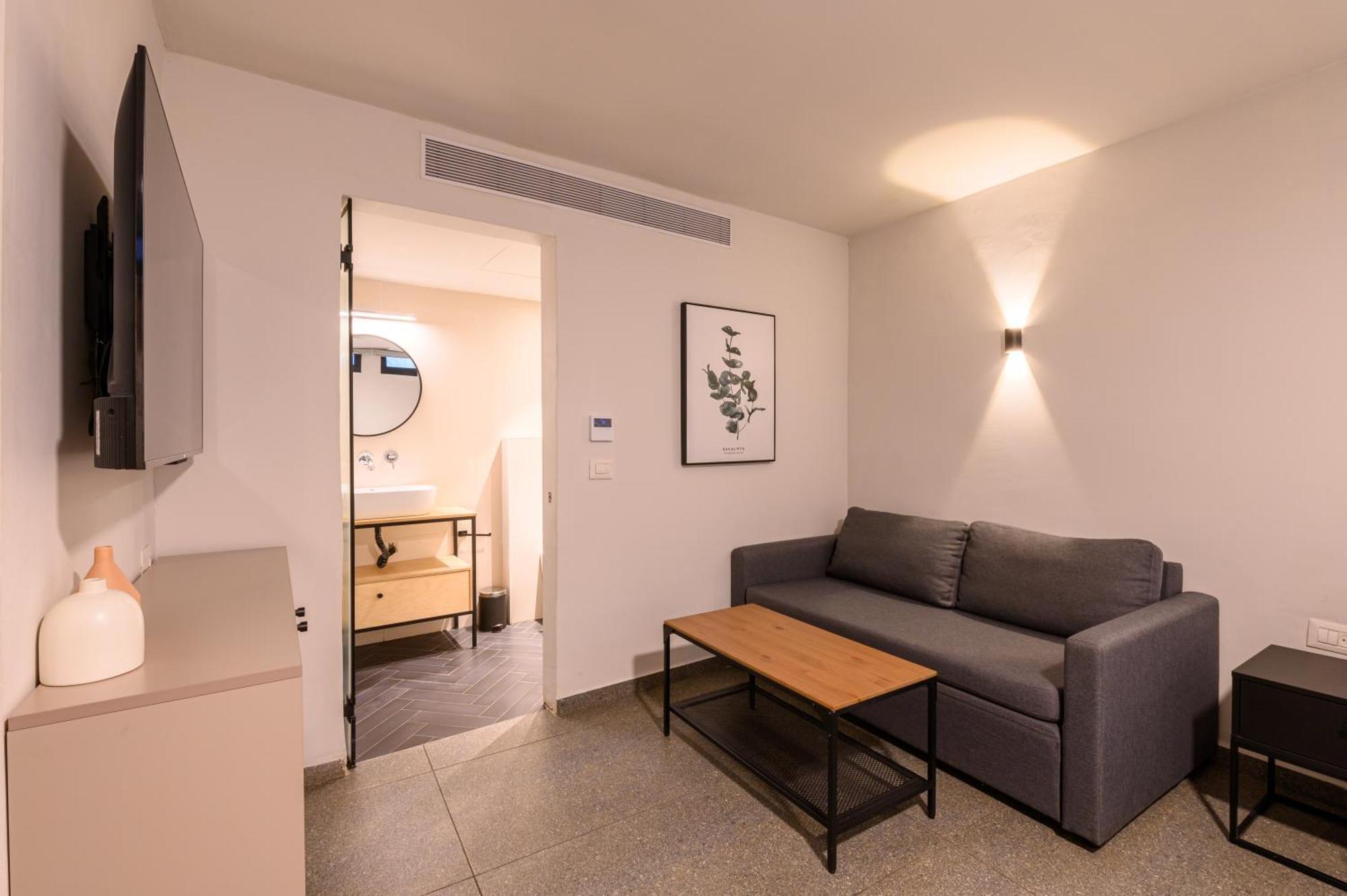 Rokah Luxury Villa At Ramat Hahayal Tel Aviv Habitación foto