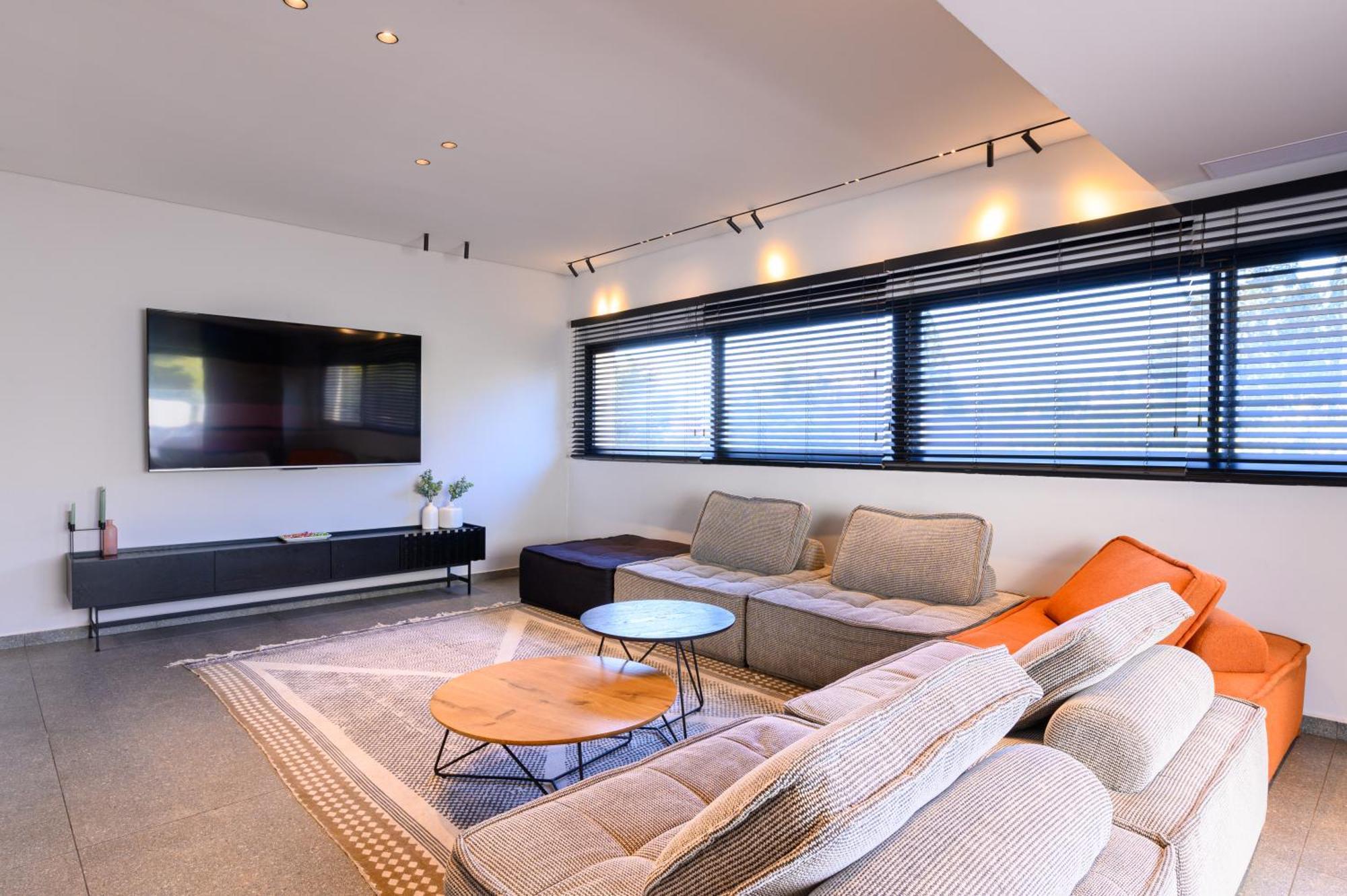 Rokah Luxury Villa At Ramat Hahayal Tel Aviv Exterior foto