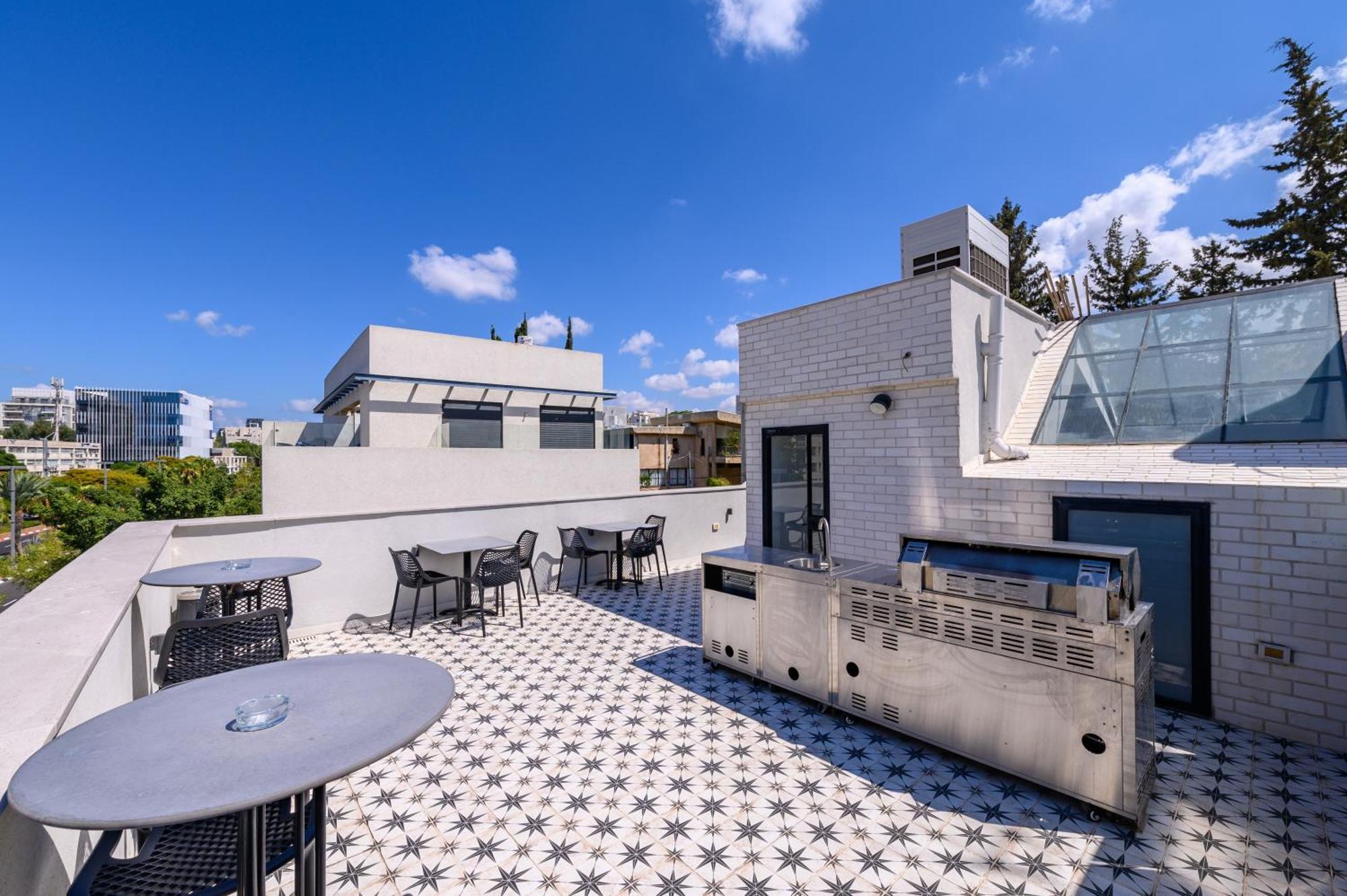 Rokah Luxury Villa At Ramat Hahayal Tel Aviv Exterior foto