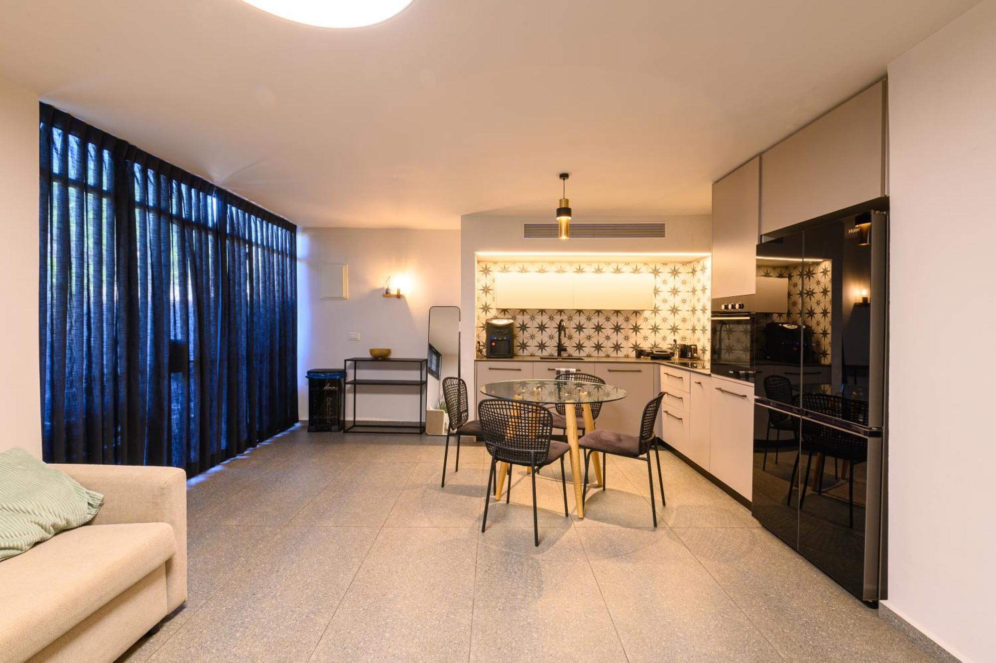 Rokah Luxury Villa At Ramat Hahayal Tel Aviv Habitación foto