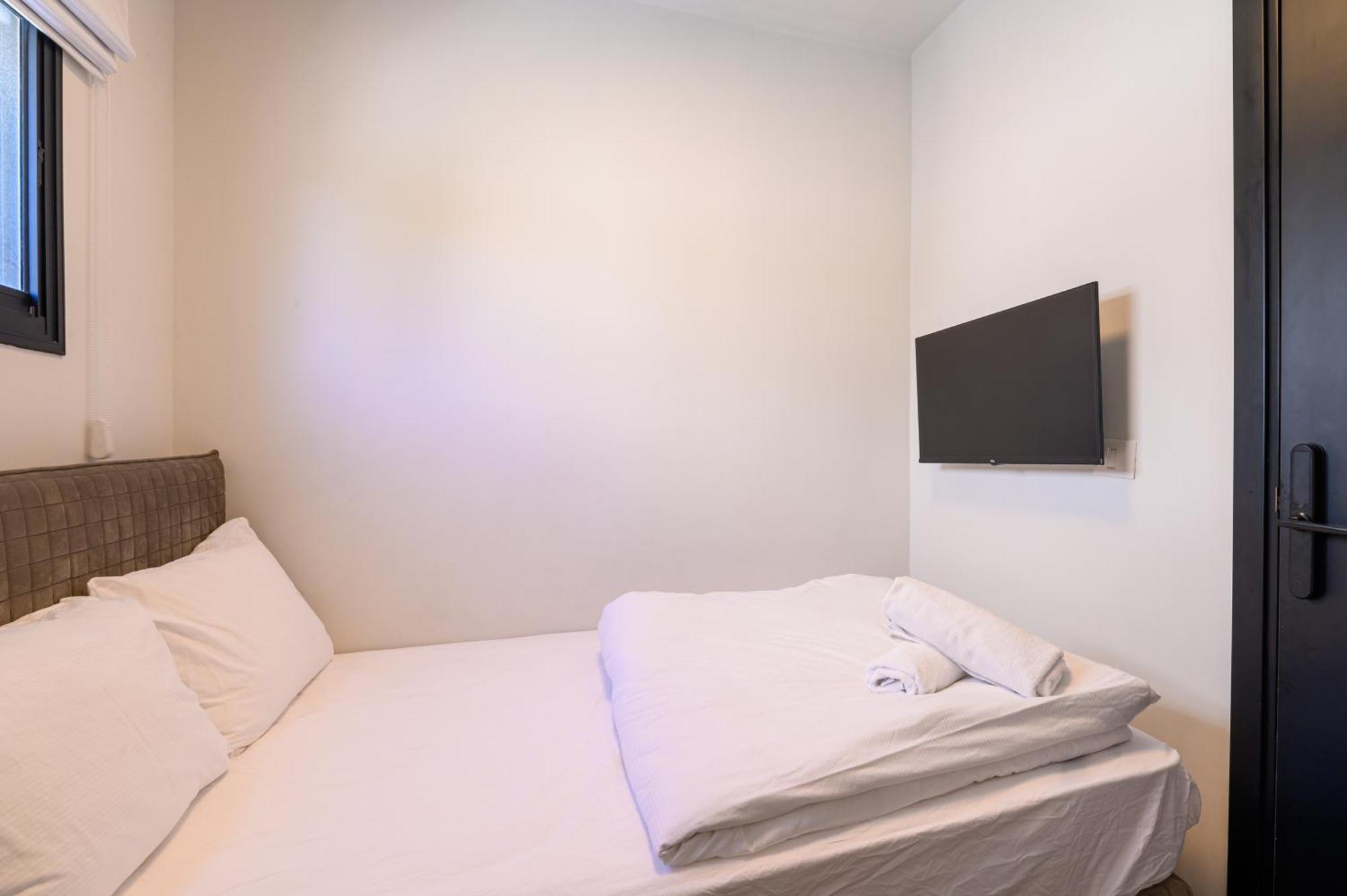 Rokah Luxury Villa At Ramat Hahayal Tel Aviv Habitación foto